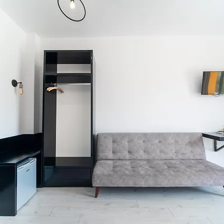 Orchard Retreat 3* Himare