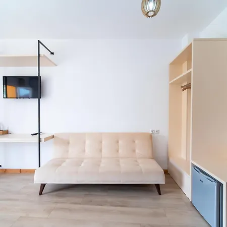 Apart-hotel Orchard Retreat