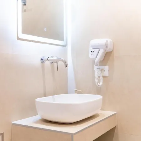 Orchard Retreat 4*