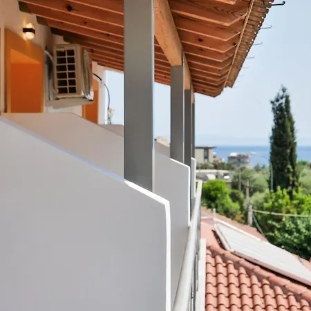 Orchard Retreat Himarë