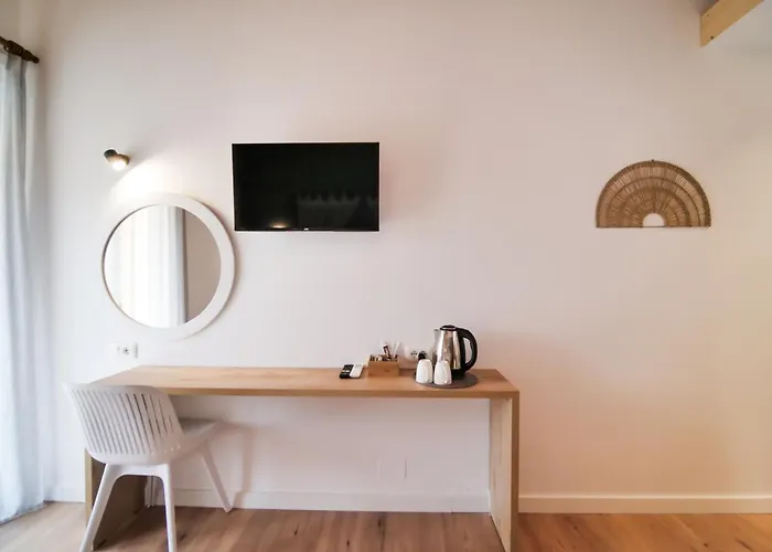 Orchard Retreat 4* Himarë