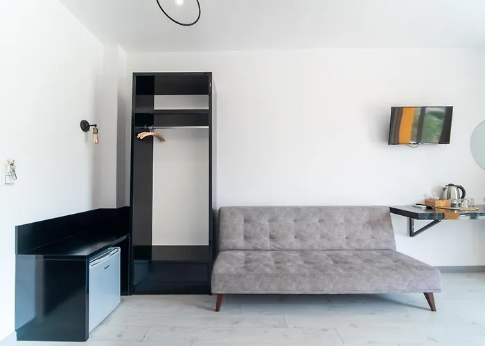 Orchard Retreat 4* Himarë